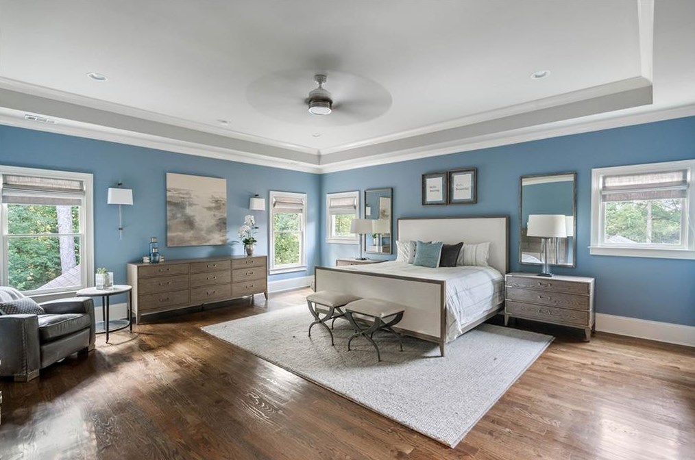 5514 Sherrell Dr, Atlanta GA 30342-1305 exterior