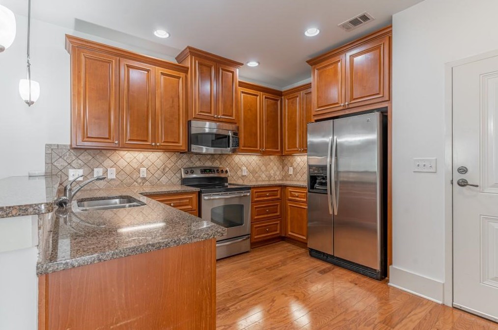 2360 Logan Cir Ne #104, Atlanta, GA 30319