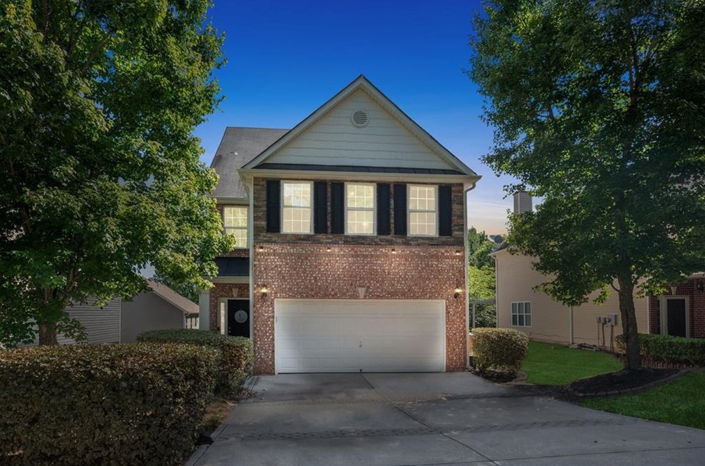 5723 Bridgeport Ct, Flowery Branch, GA 30542