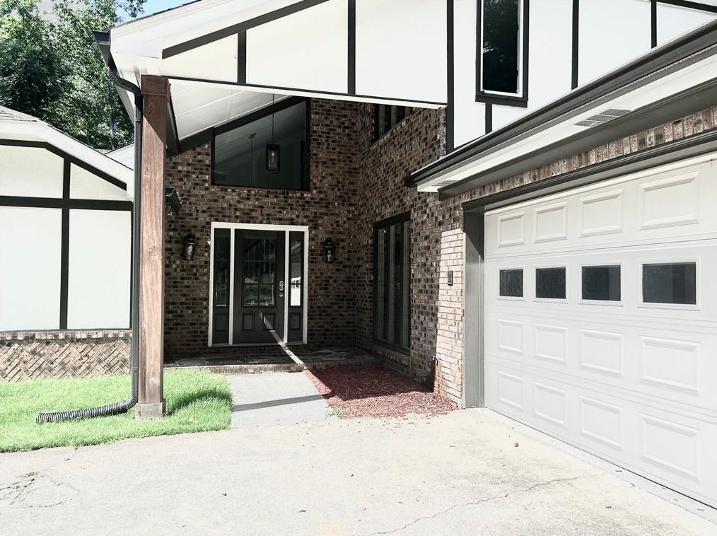 1156 Oleander Dr Sw, Lilburn, GA 30047