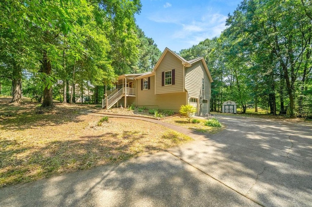 13 Stillwater Ct, Euharlee, GA 30120-5930