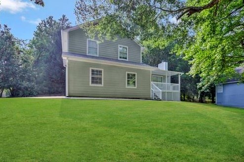 2095 W Lotus Point Dr, Lithia Springs, GA 30122