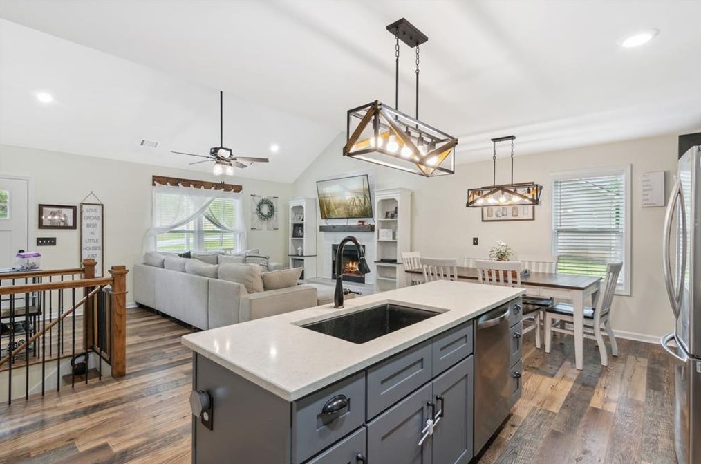 283 Whispering Waters Dr, Big Canoe, GA 30143
