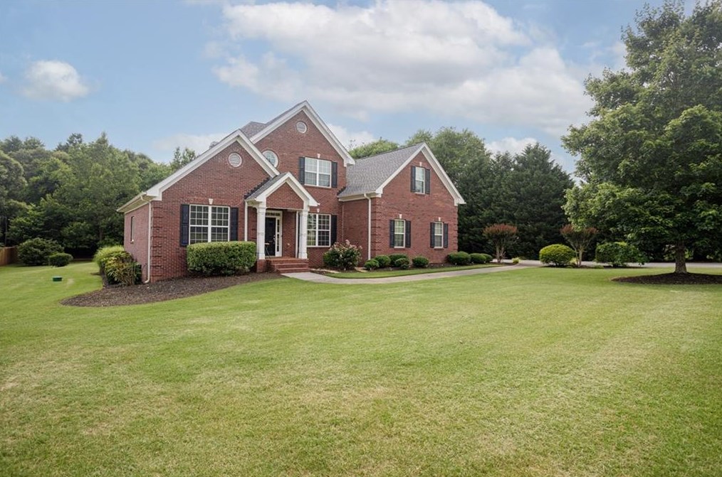 432 Aberdeen Way, Winder, GA 30680-4094