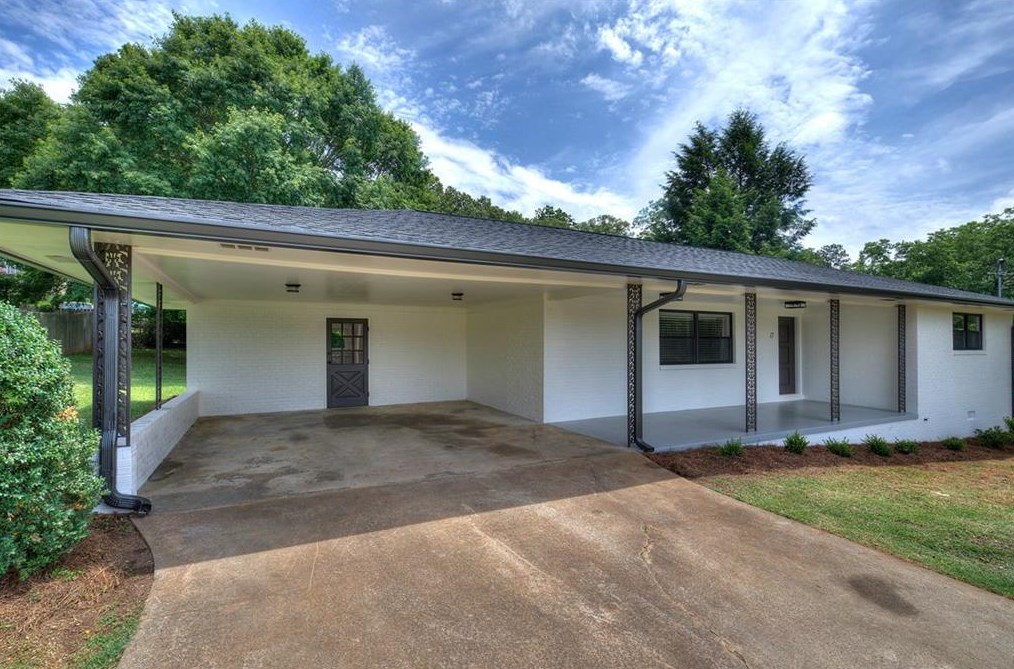 17 Crestwood Rd, Euharlee, GA 30121-2939
