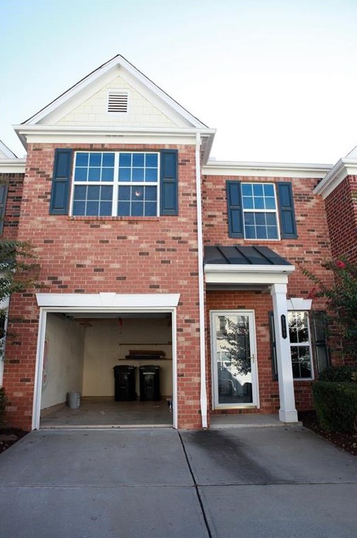 9769 Palmeston Pl, Alpharetta, GA 30022-8680