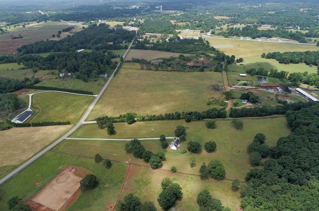 6611 Holly Springs Rd, Clermont, GA 30527-1655