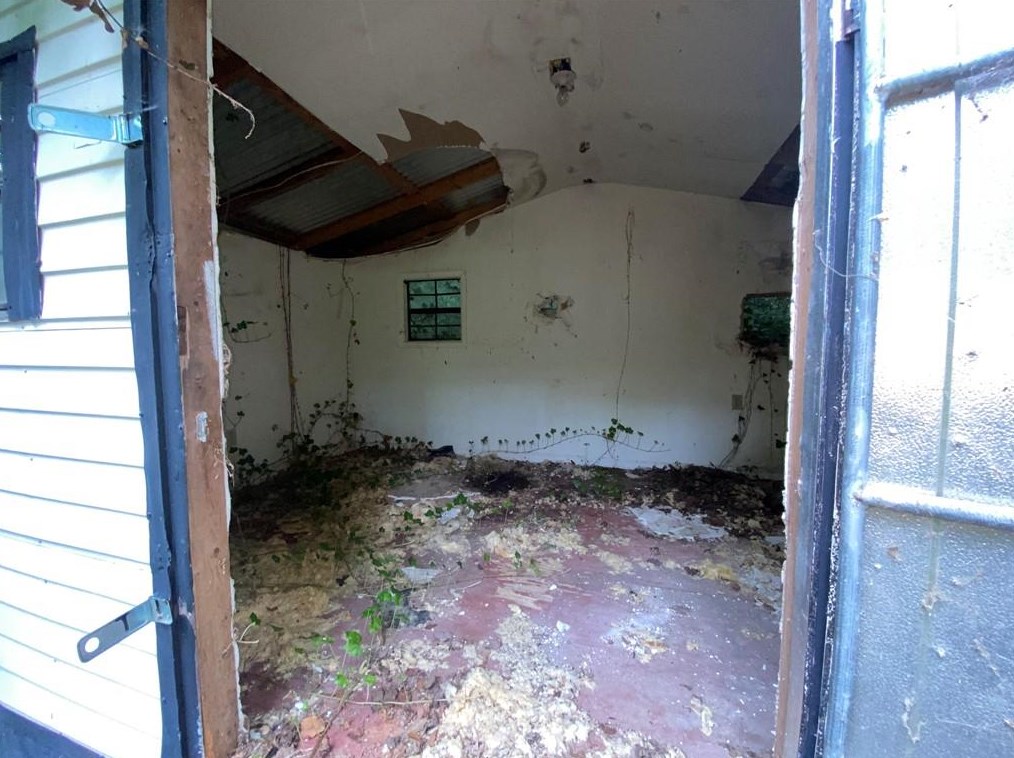 2011 Starmount Way, Decatur GA  30032-0039 exterior