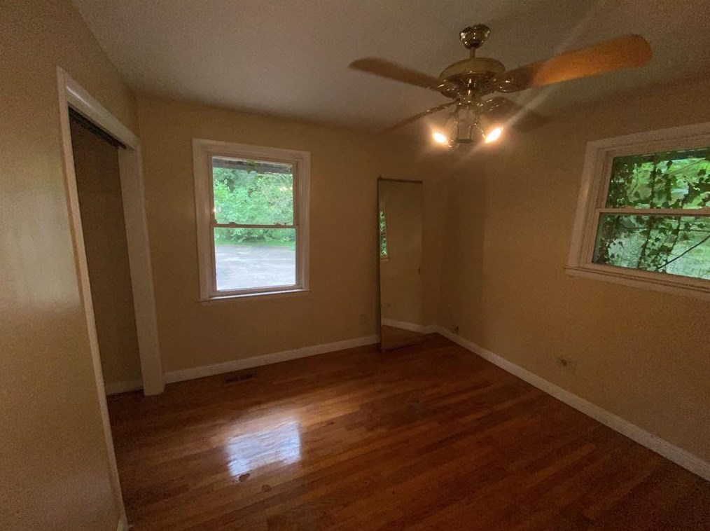 2011 Starmount Way, Decatur GA  30032-0039 exterior