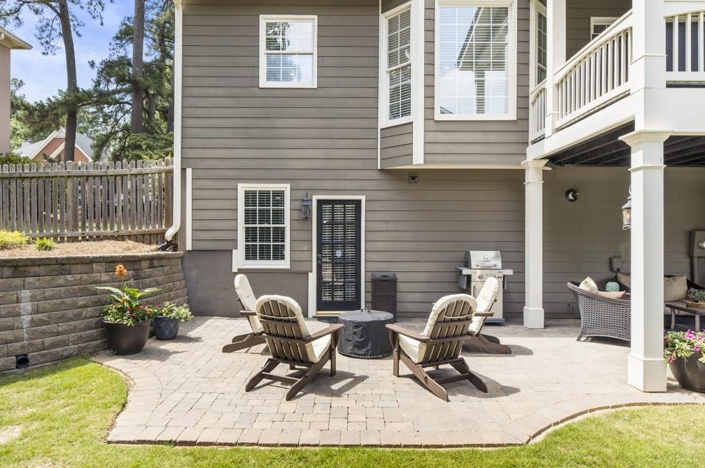 11615 Dunhill Pl Dr, Alpharetta GA 30005-7240 exterior