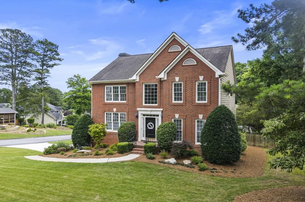 11615 Dunhill Pl Dr, Alpharetta GA 30005-7240 exterior