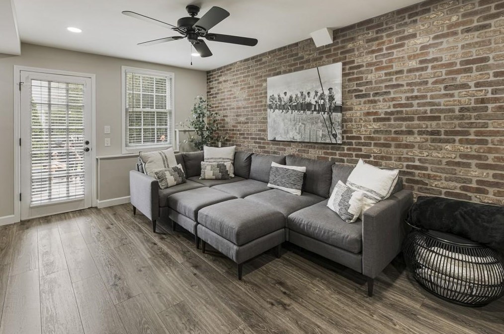 11615 Dunhill Pl Dr, Alpharetta GA 30005-7240 exterior