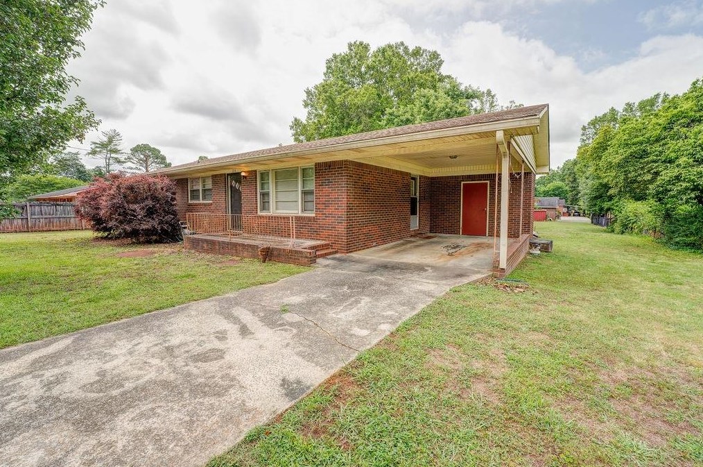 214 La Vista Ave, Cedartown, GA 30125-2319