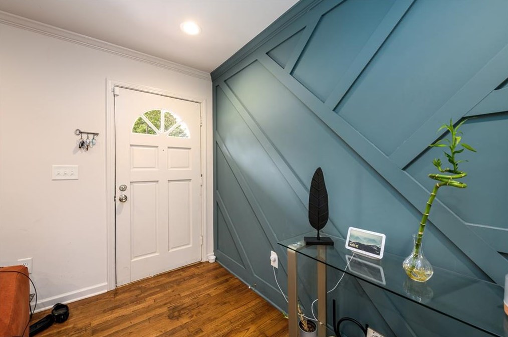 2200 Rollingview Dr, Decatur GA  30032-6141 exterior