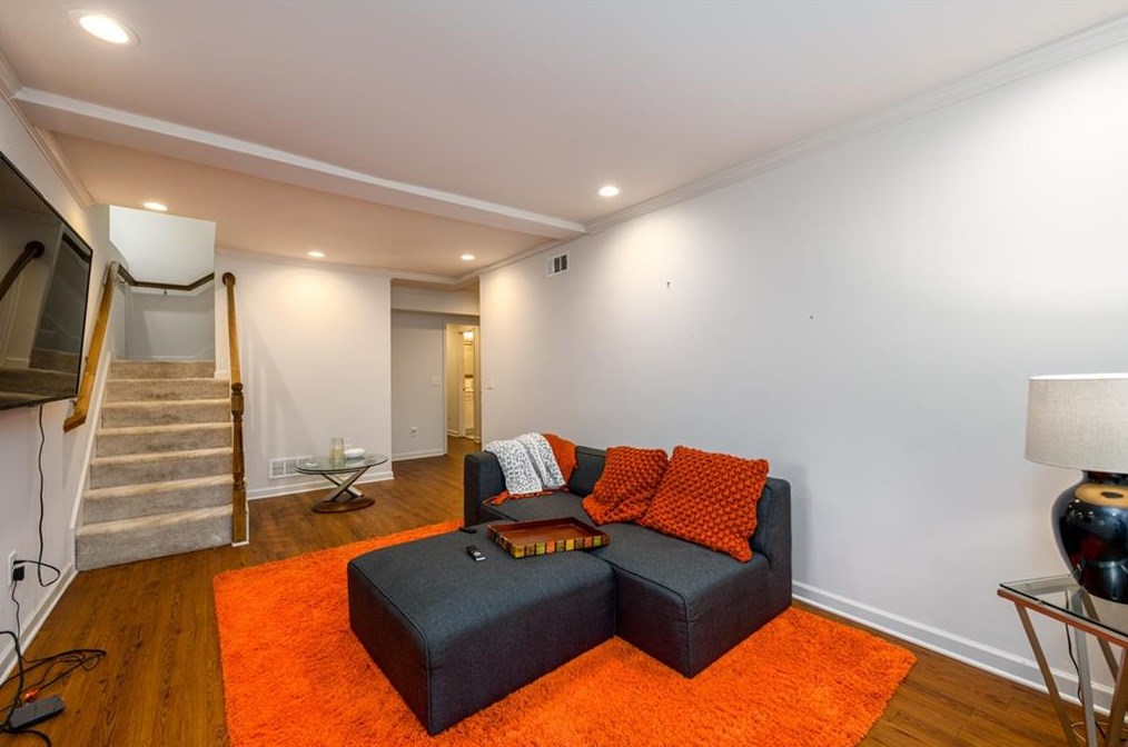 2200 Rollingview Dr, Decatur GA  30032-6141 exterior