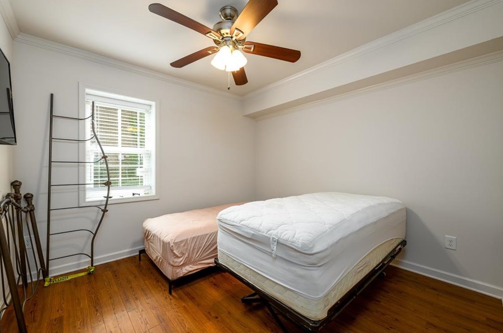 2200 Rollingview Dr, Decatur GA  30032-6141 exterior