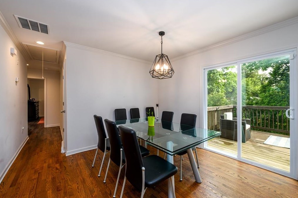 2200 Rollingview Dr, Decatur GA  30032-6141 exterior