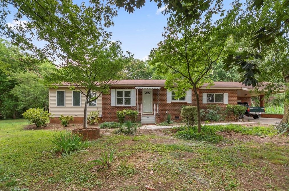 112 Edward St, Calhoun, GA 30701-2446