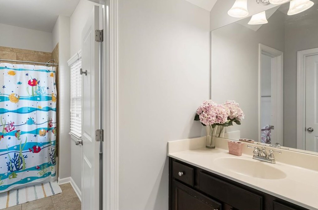 4559 Gateway Ct, Smyrna GA  30080-9210 exterior