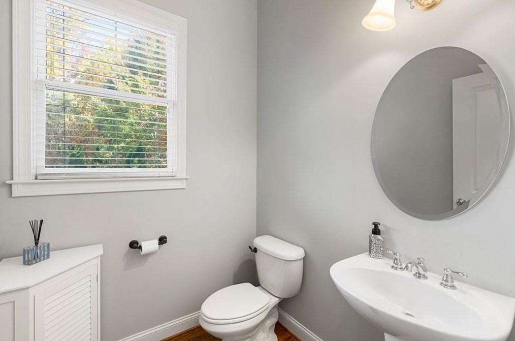 4559 Gateway Ct, Smyrna GA  30080-9210 exterior