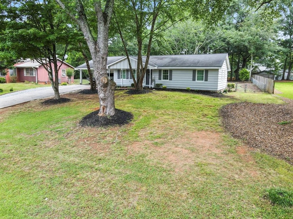 305 Meadow Dr, Alpharetta, GA 30009-1545