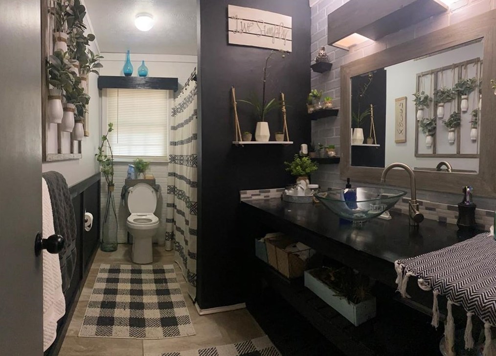 305 Mdw Dr, Alpharetta GA 30009-1545 exterior