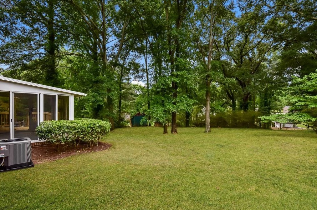 2618 Treadway Dr, Decatur GA  30034-2525 exterior