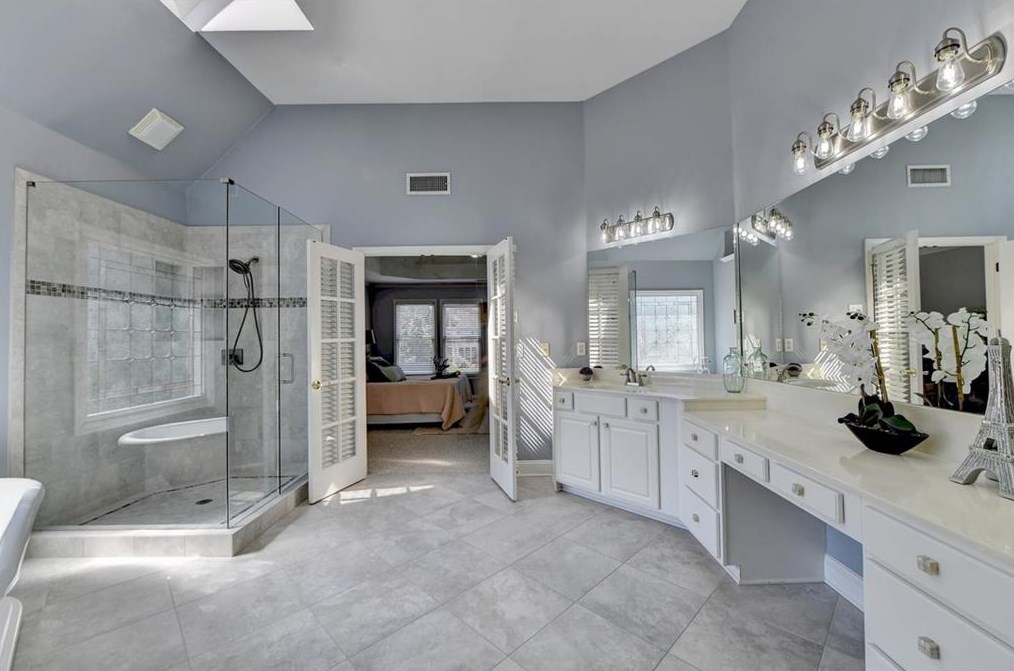 1718 Mulberry Lake Dr, Dacula GA  30019-4640 exterior