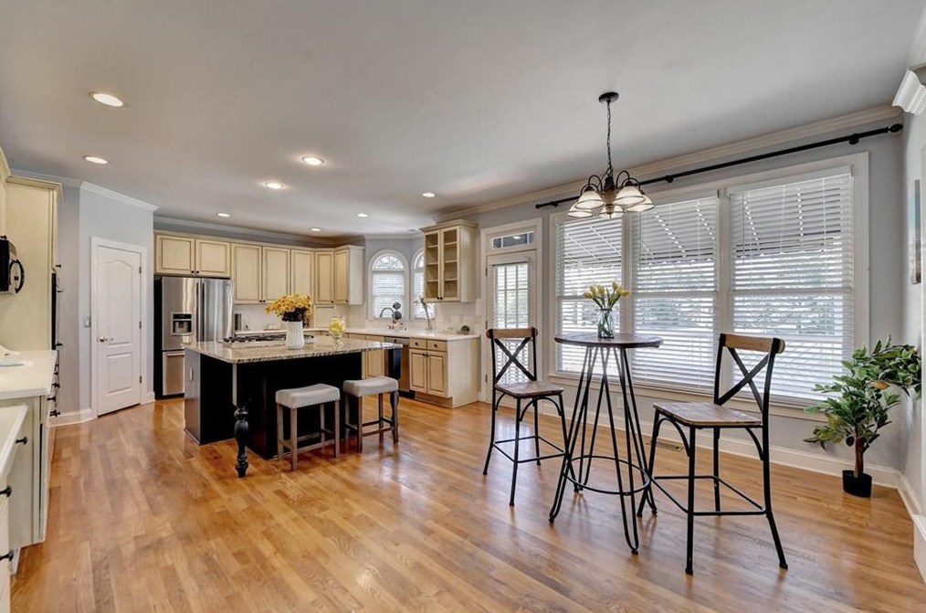 1718 Mulberry Lake Dr, Dacula GA  30019-4640 exterior
