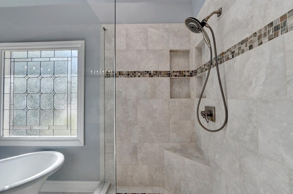 1718 Mulberry Lake Dr, Dacula GA  30019-4640 exterior