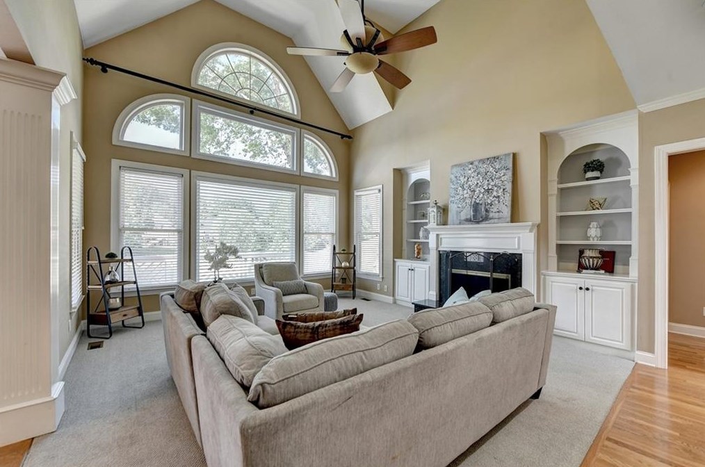1718 Mulberry Lake Dr, Dacula GA  30019-4640 exterior