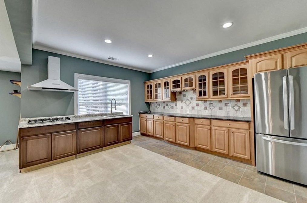 1718 Mulberry Lake Dr, Dacula GA  30019-4640 exterior