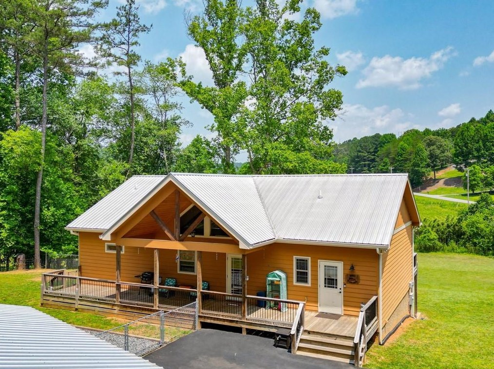 1750 River Rd, Mineral Bluff, GA 30559