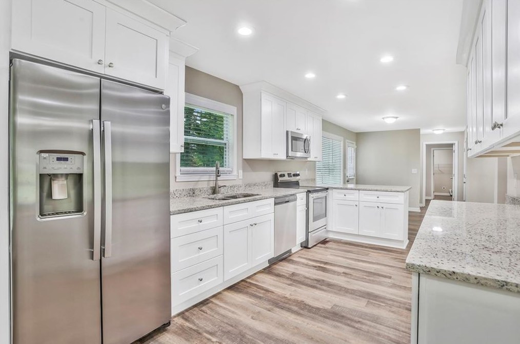 3809 Butternut Dr, Decatur GA  30034-4543 exterior