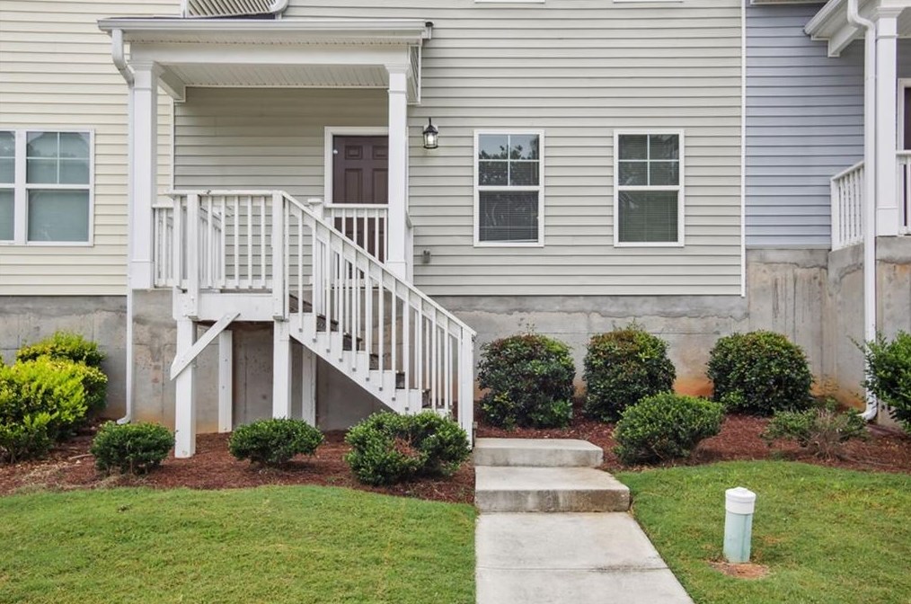 5966 Westchase St, Atlanta, GA 30336