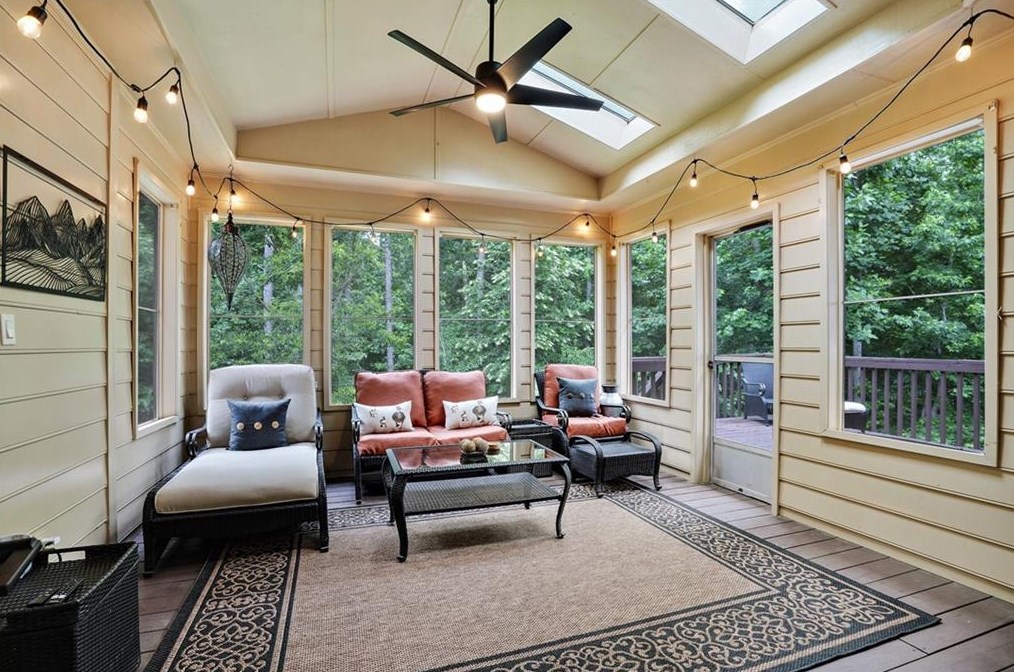 10610 Kingsmark Trl, Alpharetta GA  30022-4709 exterior