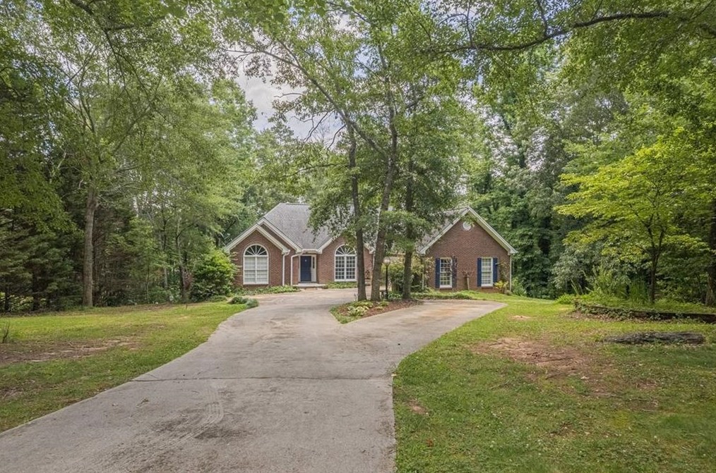 96 Mill Creek Way, Martin, GA 30557