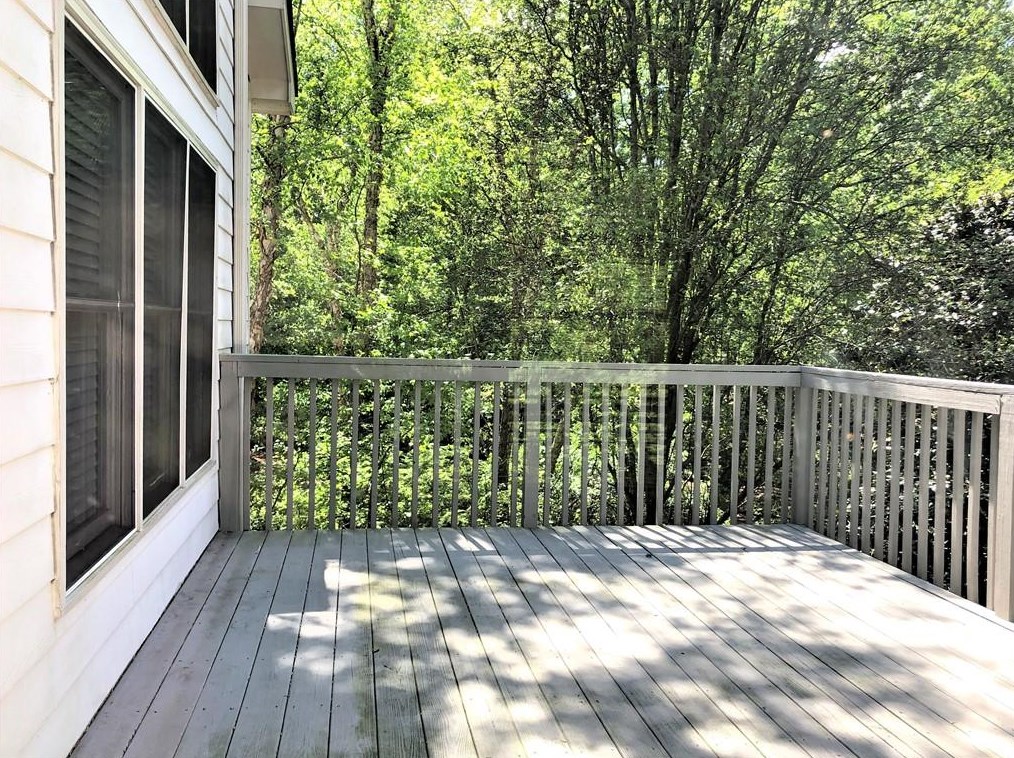 5140 Courton St, Alpharetta GA  30022-7390 exterior