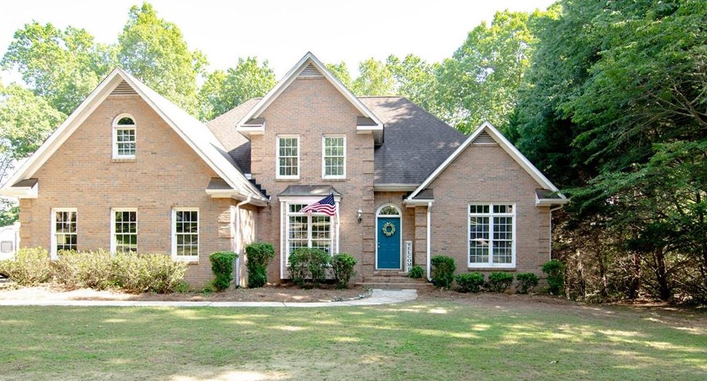 318 Wynterhall Dr, Griffin, GA 30224