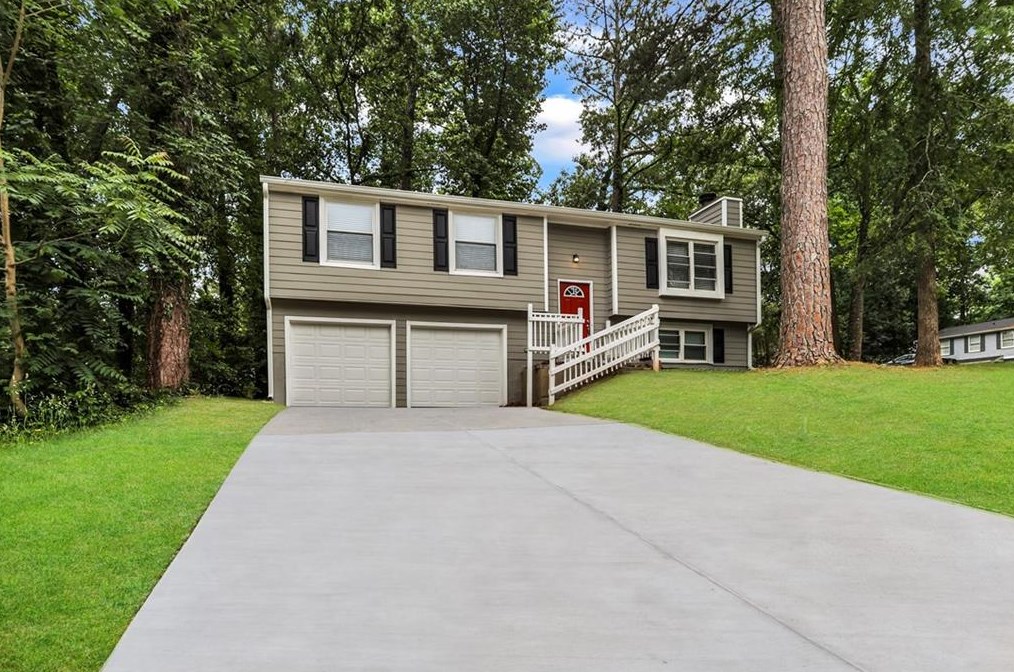5301 Winslow Xing, Lithonia, GA 30038