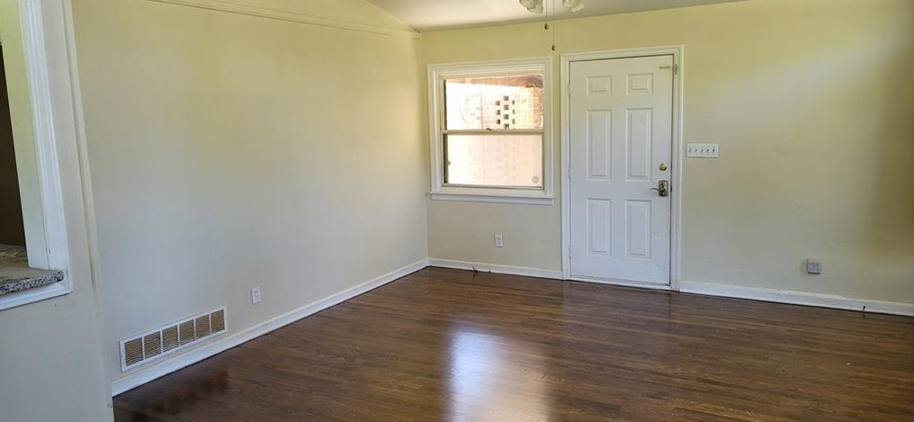 1268 Allgood Rd, Marietta, GA 30062
