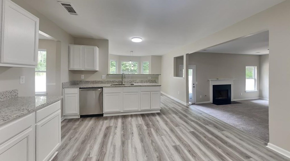 435 Grier Dr, Locust Grove, GA 30248