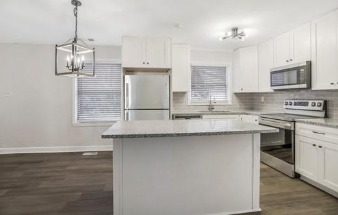 2494 Swallow Cir, Atlanta GA  30315-6547 exterior