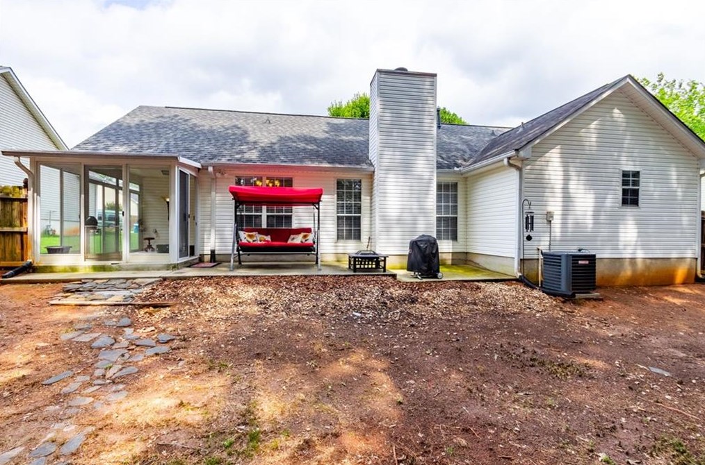 745 Mill Station Dr, Lawrenceville GA  30046-6169 exterior