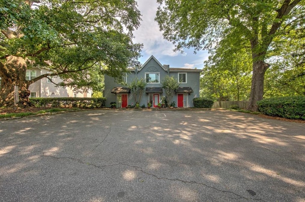 822 Dixie Ave Ne, Atlanta, GA 30307