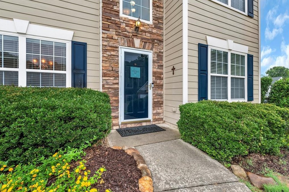 595 White Stag Ct, Suwanee, GA 30024