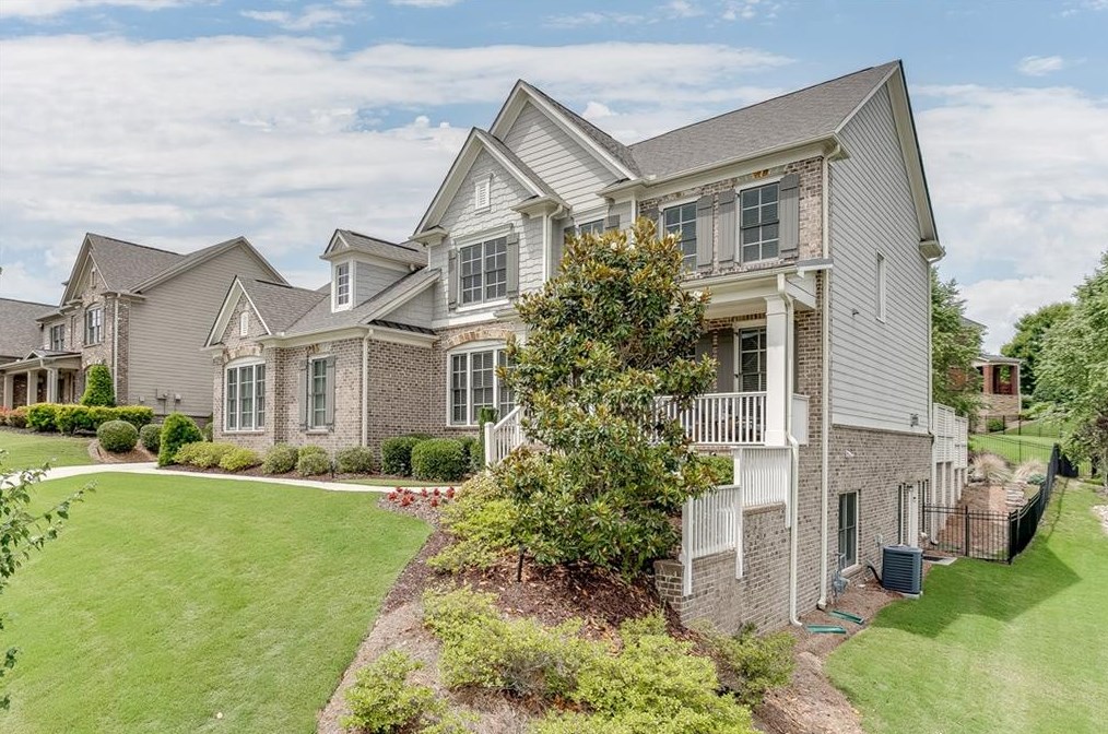 6522 Lemon Grass Ln, Flowery Branch, GA 30542