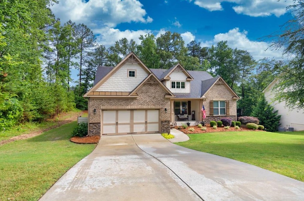 1875 Alcovy Trails Dr, Dacula, GA 30019