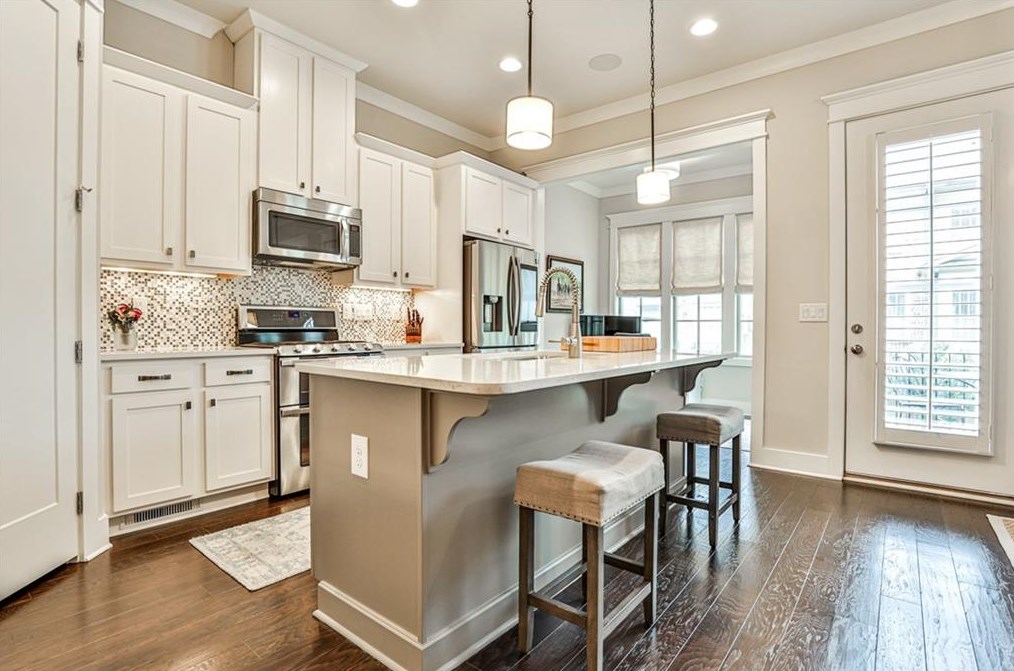 3343 Turngate Ct, Atlanta GA  30341-8400 exterior