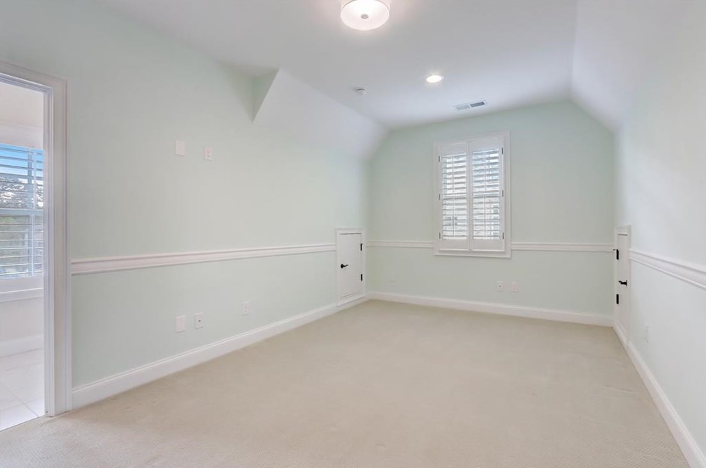 3784 Paces Lookout Cir, Atlanta GA  30339-1845 exterior